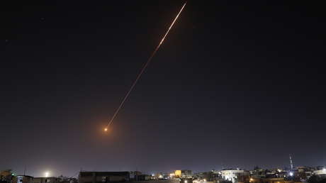 Irán amenaza con abrir "nuevos frentes" mientras golpea con éxito bases de Occidente: MINUTO A MINUTO