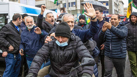 Alto cargo iraní destroza a Hegseth: "Nuestros líderes entre el pueblo y los suyos en la isla de Epstein"