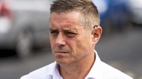 Muere en prisión actor británico condenado por agresión sexual de adolescentes