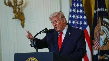 Trump afirma que al portaaviones USS Lincoln "ni siquiera le dispararon"