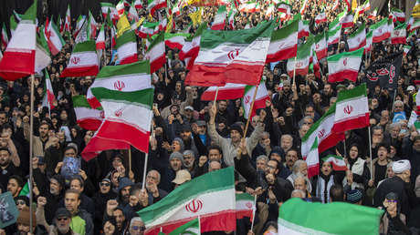 El rugido del pueblo iraní: "Ni compromiso, ni rendición" frente a EE.UU. (VIDEO)