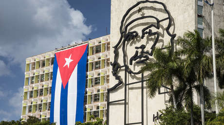 Cuba advierte a EE.UU. de que "cualquier agresor externo chocará con una resistencia inexpugnable"