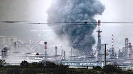 Por qué el ataque iraní al 'corazón energético' en Haifa supone un peligro real para Israel