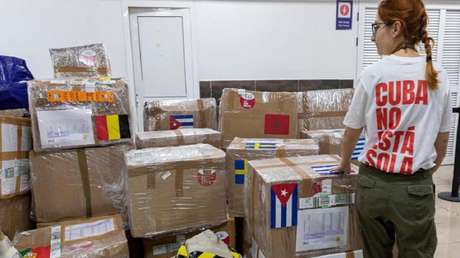 Cuba recibe a activistas que llegan a la isla en muestra de solidaridad frente al cerco de EE.UU.