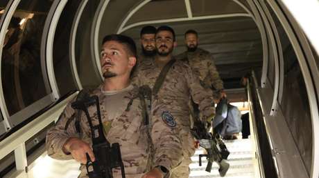 Vuelven a España más de 200 militares evacuados de Irak (VIDEO)