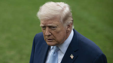 "¿Por qué el ejército más poderoso del mundo está rogando ayuda?": Oficial iraní arremete contra Trump