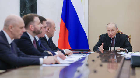 "Decisión madura": el llamado de Putin al sector energético ruso ante el repunte de ganancias