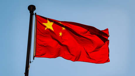 Pekín promoverá activamente el fin de las hostilidades: cancilleres chino e iraní hablan por teléfono