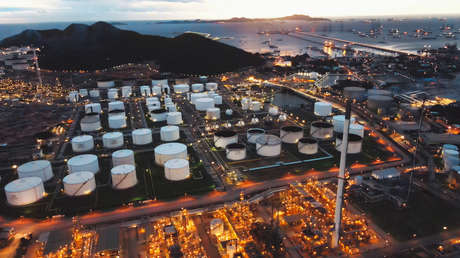 Enviado de Putin compara el futuro de la UE y el Reino Unido con la distopía de 'Mad Max'