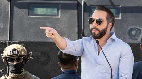 Bukele carga contra la eutanasia