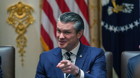 Presidente del Parlamento iraní responde con un meme a confusión de Hegseth con alcance de misiles