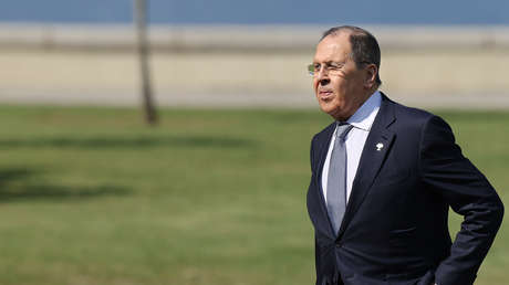"Considere esto como un reto": Lavrov desafía a periodista francés