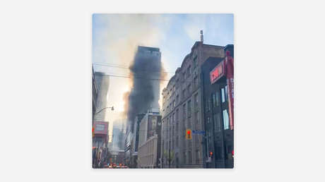 Se producen explosiones en un rascacielos en Toronto (VIDEO)
