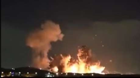 VIDEO: Trump publica imágenes de una cadena de potentes explosiones en Irán