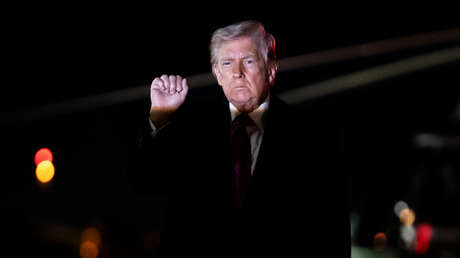 El consejo de Trump a sus aliados afectados por el cierre del estrecho de Ormuz