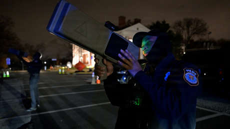 NYT: El Pentágono evalúa desplegar láseres antidrones en la base donde residen Hegseth y Rubio