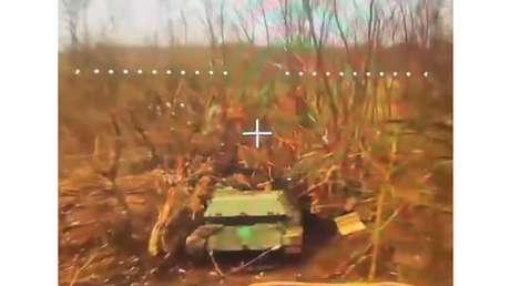 VIDEO: 'Rayo' ruso castiga sin piedad al enemigo