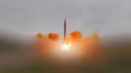 VIDEO: Alto cargo militar de Irán visita una base subterránea de misiles