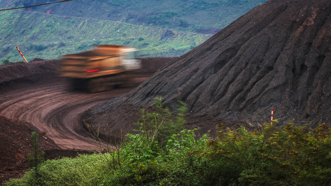 EE.UU. compra minera de Brasil en su intento por romper el dominio chino de tierras raras