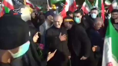VIDEO: El presidente y el ministro de Exteriores de Irán participan en una manifestación contra agresiones de EE.UU. e Israel