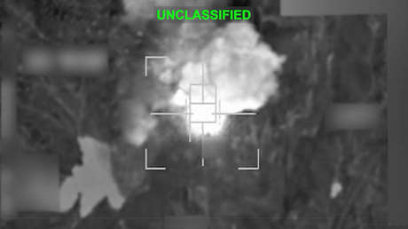 VIDEO: EE.UU. lanza bombas de precisión contra objetivos militares subterráneos en Irán