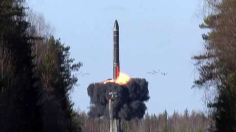 Rusia realiza ejercicios con complejos de la tríada nuclear rusa