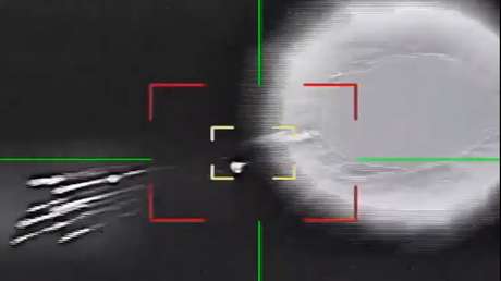 MOMENTO en el que Irán alcanza un avión de combate estadounidense A-10