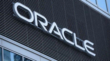 Ataque aéreo daña en Dubái el edificio del gigante tecnológico Oracle, apuntado por Irán