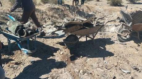 Tasnim: "Legendario" caza 'invisible' de EE.UU. reducido a chatarra en una carretilla