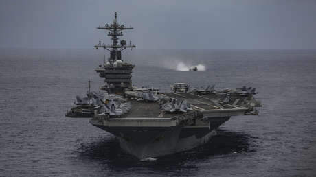 Trump: En un solo día más de 100 misiles fueron lanzados contra el portaviones Abraham Lincoln