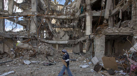 "Vil en todos los niveles": Carlson acusa a Trump de "destrozar" la Pascua con su mensaje a Irán