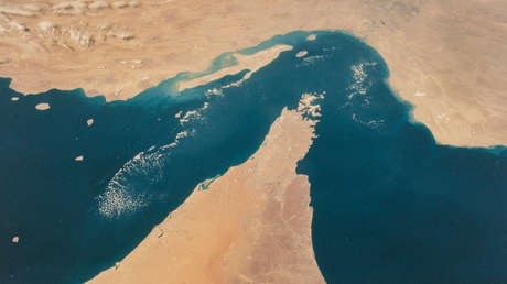 Vance resta importancia al bloqueo de Ormuz y da una explicación