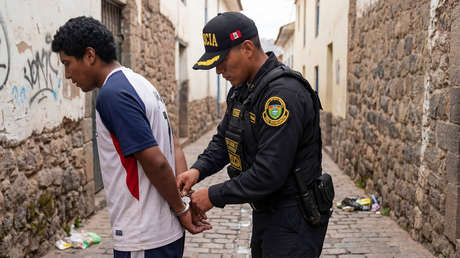 "No volverán a hacer 'match' con el crimen": Capturan en Latinoamérica a la banda 'Los Carroñeros del Tinder'