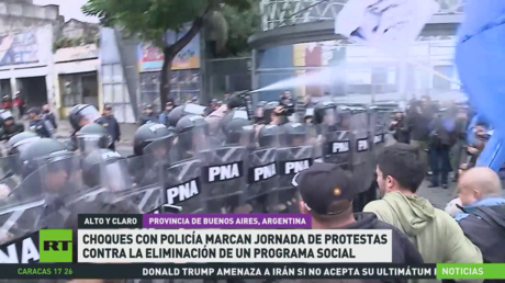 Choques con la Policía marcan jornada de protestas en Argentina