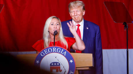 "Locura absoluta": exaliada MAGA de Trump pide sacarlo del cargo