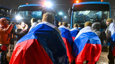 Rusia y Ucrania realizan un intercambio de prisioneros con motivo de la Pascua