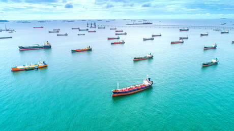 Trump afirma que "un gran número de petroleros vacíos se dirigen ahora a EE.UU." para cargarse con crudo