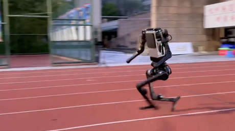 ¡Atención, Usain Bolt!: China sorprende con un robot humanoide (VIDEO)