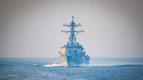 Revelan qué pasó con los destructores de EE.UU. que expulsó Irán del estrecho de Ormuz