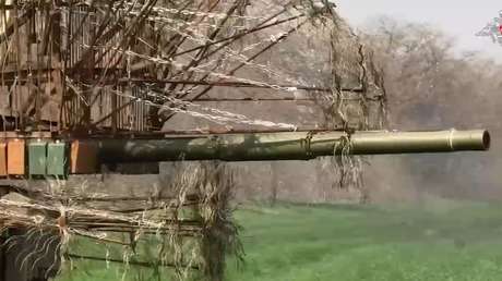 VIDEO: Tanquistas rusos arrasan un bastión ucraniano