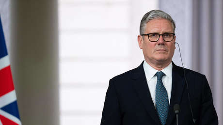 Exponen las fallas que hunden la carrera de Starmer