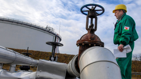 Kremlin: Rusia está lista para reanudar los suministros de petróleo a Hungría y Eslovaquia si Kiev termina su chantaje