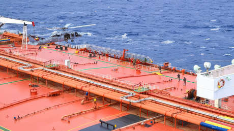 VIDEO: EE.UU. incauta un petrolero "sin bandera" en el Indo-Pacífico