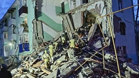 Drones de Kiev atacan un edificio residencial en Rusia: hay muertos y heridos (FOTOS, VIDEO)