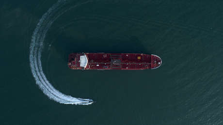 Primeras IMÁGENES de la incautación iraní de buques infractores en el estrecho de Ormuz
