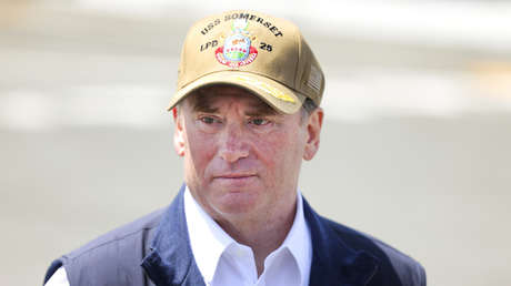 Renuncia el secretario de la Armada estadounidense