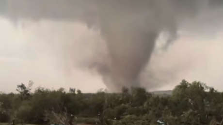 Múltiples tornados azotan el centro de EE.UU. (VIDEOS)