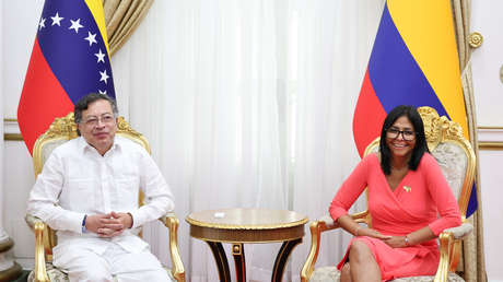 Delcy Rodríguez y Gustavo Petro ofrecen un mensaje conjunto