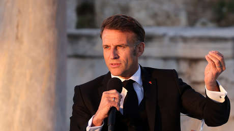"No fue puesta sobre la mesa por los europeos": Macron revela duda sobre artículo clave de la OTAN