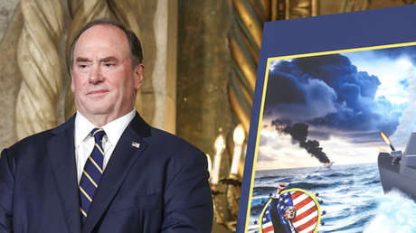 La frustración de Trump que motivó el despido del jefe de la Marina de EE.UU.